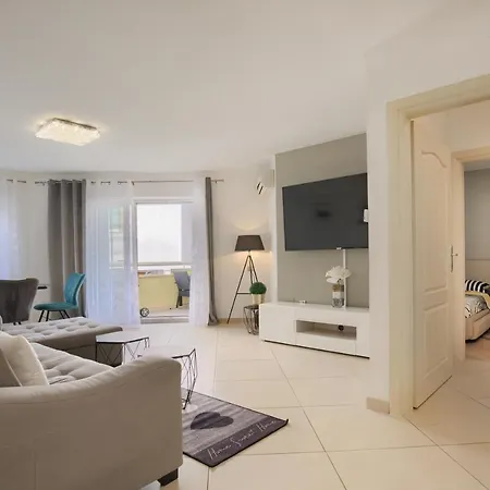Comfortable Near The Daire *